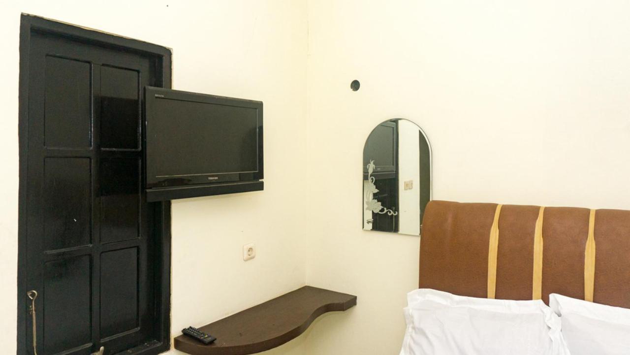 Hotel Reddoorz Near Sentani Airport Jayapura Esterno foto
